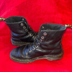Dr. Martens 7 eyelet Black Leather Boots. W7